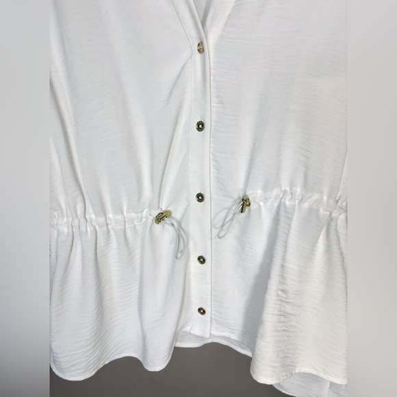 Ivory Buttoned Blouse - Picture 2 of 7